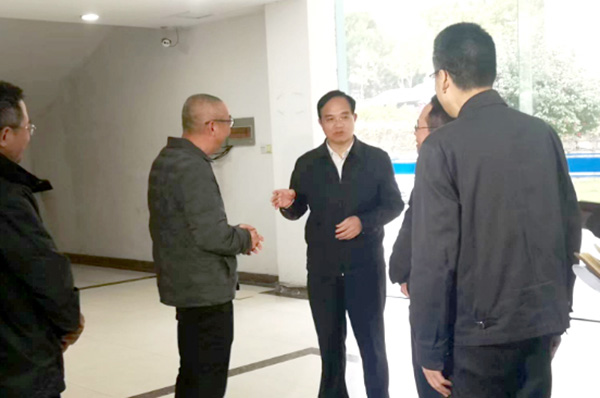 福建省委常委、福州市委書記林寶金一行蒞臨睿能科技調(diào)研(圖1) 福建省委常委、福州市委書記林寶金一行蒞臨睿能科技調(diào)研(圖1)